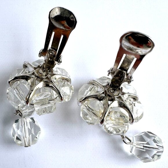 Kramer Vintage Crystal Clip Earrings - Picture 13 of 13